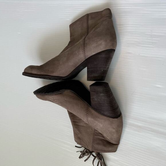 Stuart Weitzman western booties size 8.5 beige women’s boots **see note - Picture 7 of 9